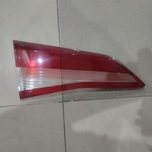 TRUNK LAMP LENS YARIS